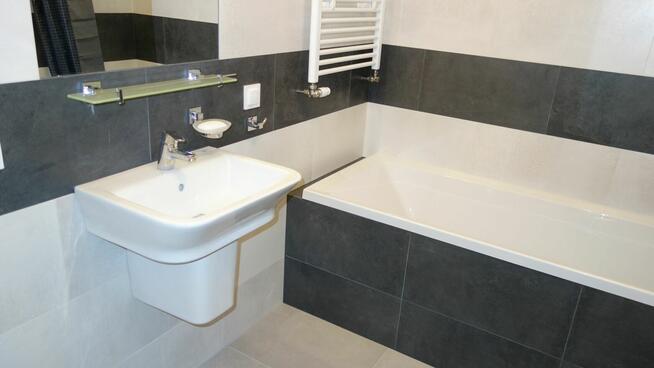 Pokój wysoki standard w Centrum, blisko UM, UE, UAM