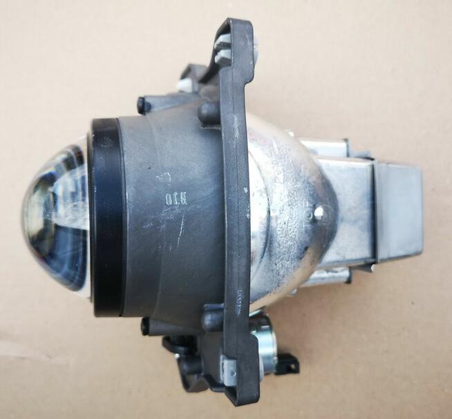 Soczewka Xenon lampy prawy przód Chevrolet Malibu IV 12-17