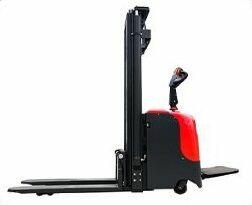 Nowy Wózek paletowy elektryczny z platformą 3 Tx4,5 M