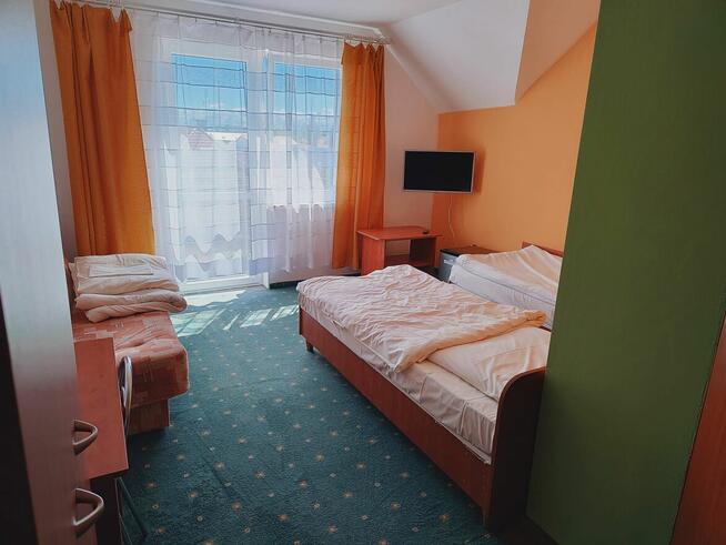 Noclegi nad morzem , wczasy, wakacje, pokoje gościnne Rewal