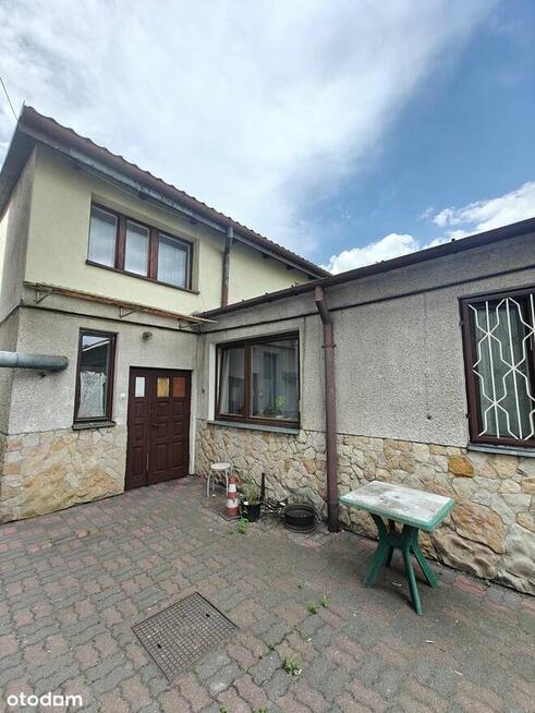 Dom+budynek mieszkalny w centrum. Pod mieszkania na wynajem