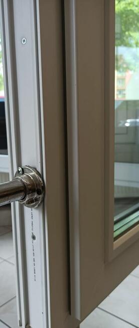 Okno powystawowe 85x142