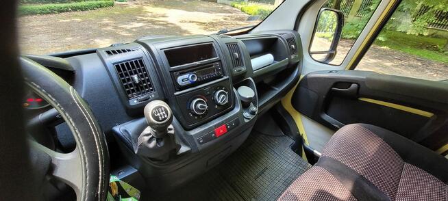 Sprzedam Peugeot Boxer z klimatyzacją, pierwszy właściciel.