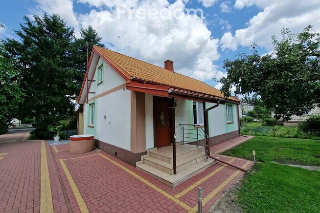 Dom w Szóstce wraz z budynkami gospodarczymi