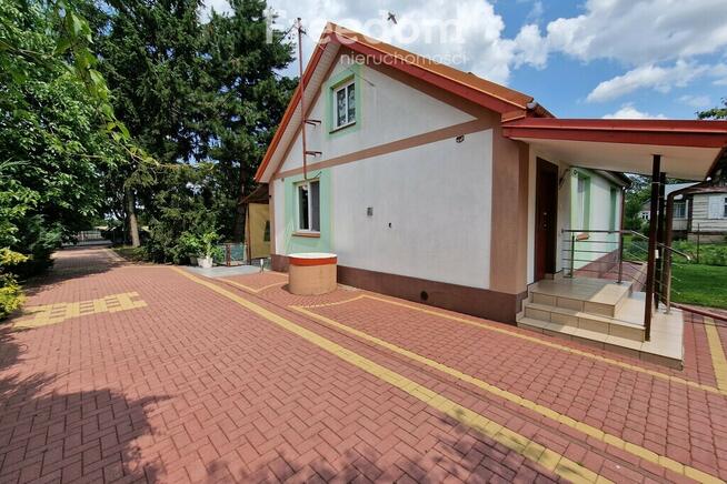 Dom w Szóstce wraz z budynkami gospodarczymi