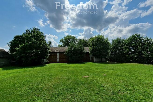 Dom w Szóstce wraz z budynkami gospodarczymi