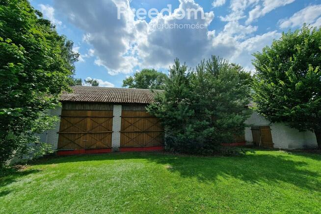 Dom w Szóstce wraz z budynkami gospodarczymi
