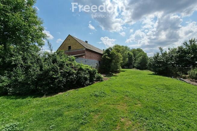 Dom w Szóstce wraz z budynkami gospodarczymi