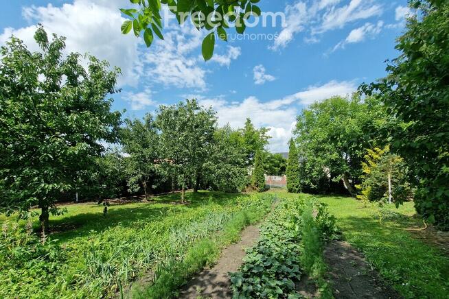 Dom w Szóstce wraz z budynkami gospodarczymi