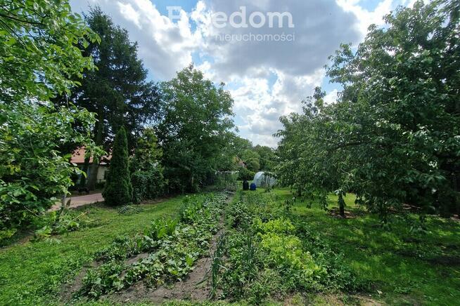 Dom w Szóstce wraz z budynkami gospodarczymi