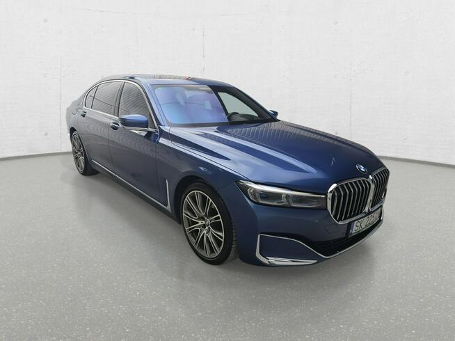 BMW 740