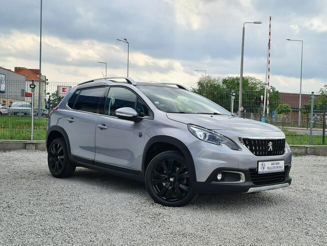 Peugeot 2008 Serwis SzklanyDach Navi PDC Kamera Półskóry GripControl Led Sensory