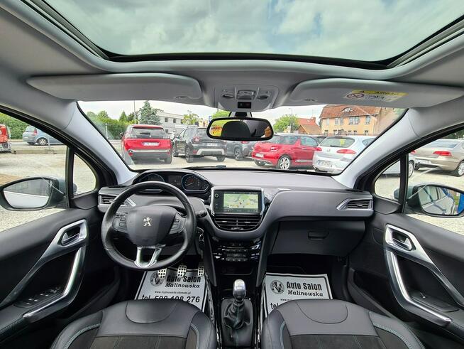 Peugeot 2008 Serwis SzklanyDach Navi PDC Kamera Półskóry GripControl Led Sensory