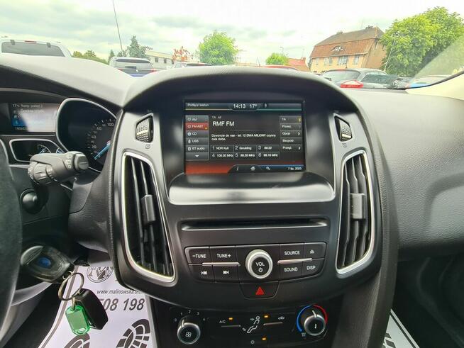 Ford Focus Serwisowany Navi PDC Klimatyzacja Sensory Tempomat Halogeny Wzorowy