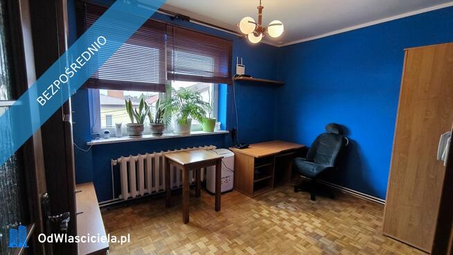 Piętro Domu Jednorodzinnego z oddzielną klatką schodową i mediami