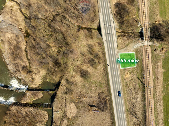 Działka pod stragan przy Zakopiance B. Dunajec