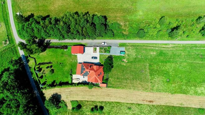 stylowy dom, duża działka, zaciszna okolica