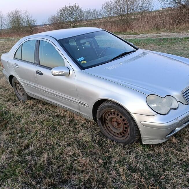 Mercedes Benz