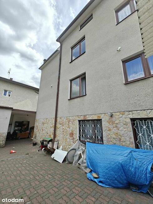 Dom+budynek mieszkalny w centrum. Pod mieszkania na wynajem