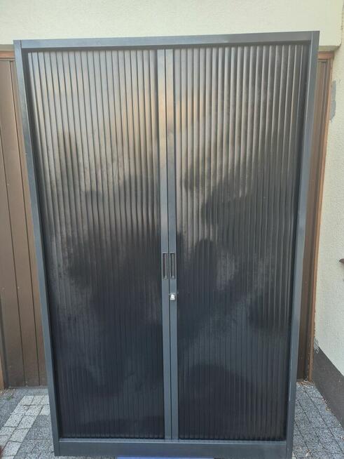 Szafa z drzwiami żaluzjowymi 194x120x45 cm