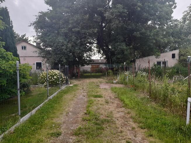 Działka usługowo - handlowa z domem