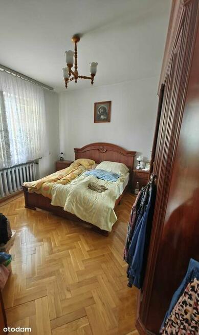 Dom+budynek mieszkalny w centrum. Pod mieszkania na wynajem