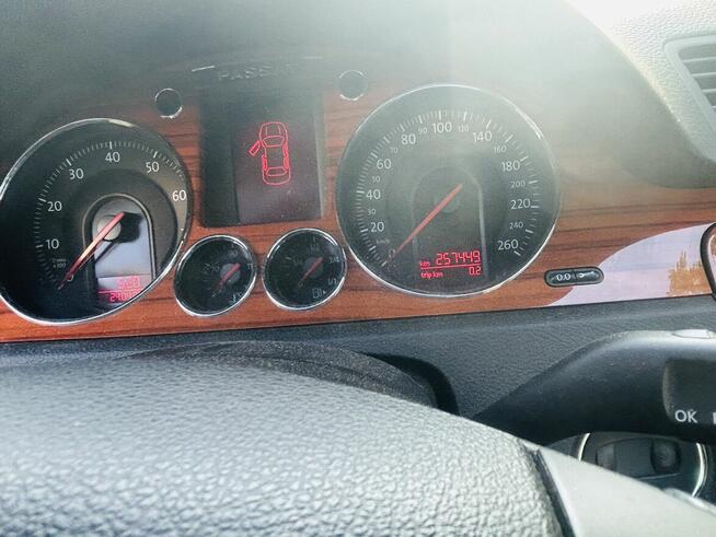 Sprzedam VW Passat 2,0l Benzyna Automat Rok produkcji 2006