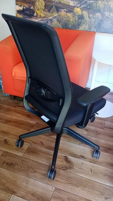 Fotel obrotowy Profim VERIS NET 101SFL fotele krzesła do b