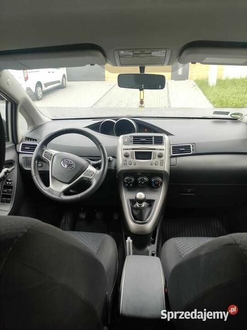 Toyota Verso 1.6 132 KM 7-os.