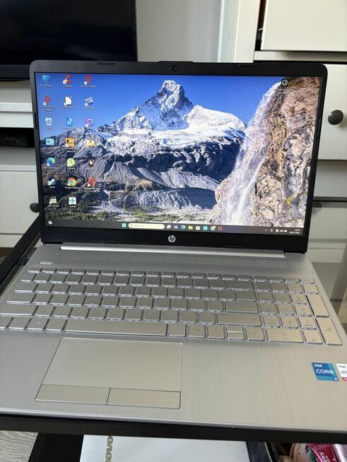 Laptop Hp 15 i5 (15,6cal)
