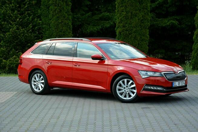 Škoda Superb Virtual Cockpit Radar ACC Full Led Navi Columbus Kamera el. Klapa Aso