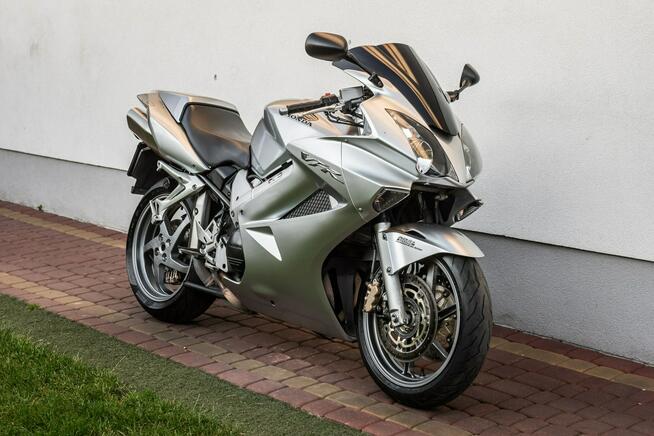 Honda VFR 800 MAŁY PRZEBIEG MEGA ZADBANA Raty Transport Największy Wybór Motocyk
