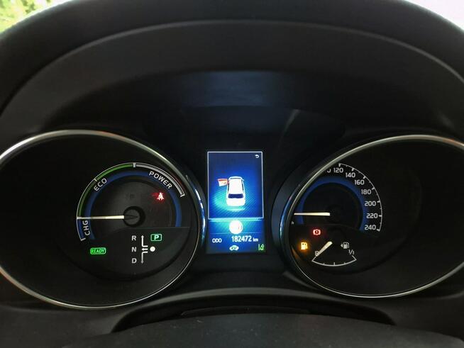 Auris 1.8 hybryda Sports 100km automat NAVI serwis BEZYWPADEK 2017