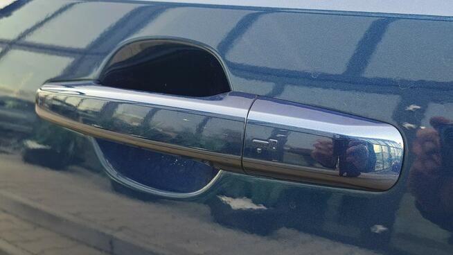 Jaguar E-Pace MY22 2.0D I4 204 KM AWD Auto R-Dynamic S SalonPL SerwisASO FV23%