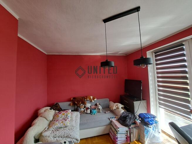 DOM w Domaniowie z ogrodem