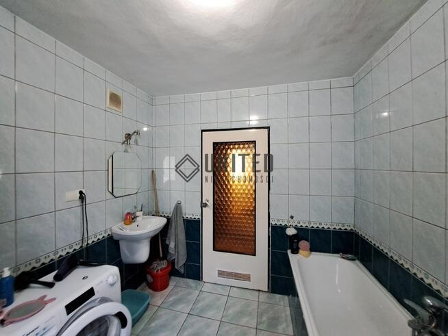 DOM w Domaniowie z ogrodem