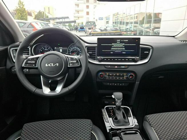 Kia Nowy Ceed FV23%/demo/tribute/automat/benzyna/140KM/serwisowany w ASO
