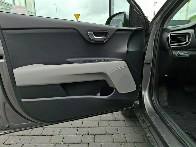 Kia Stonic WYPRZEDAŻ/Wersja L+Business Line+AEB / FV23% /demo dealera