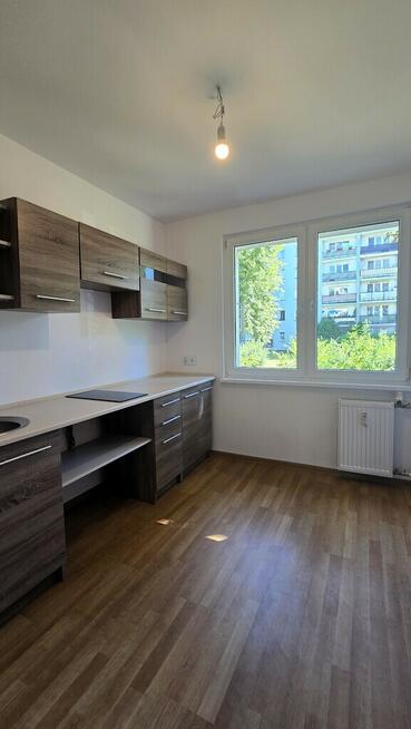 2 pokoje, balkon, parter-obok Hanza, po remoncie!