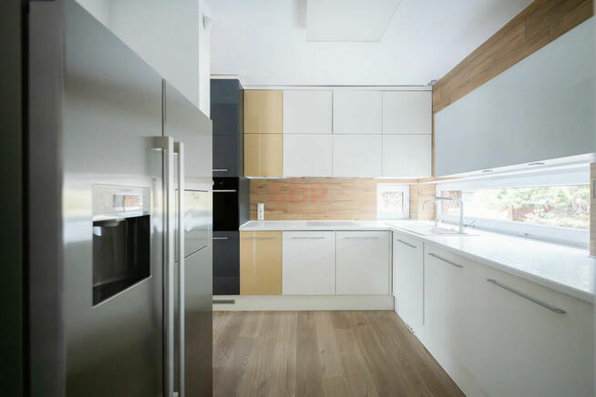 Dom Kiełczów, Kwiatowa