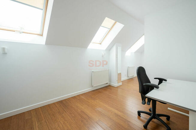 Dom Kiełczów, Kwiatowa