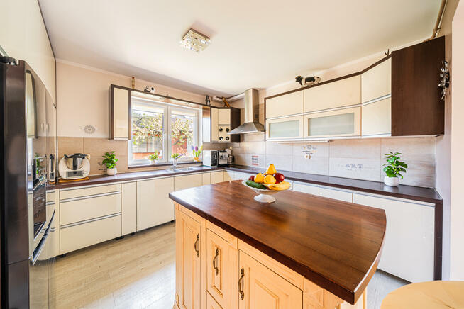 Dom Niekanin gm. Kołobrzeg, Radosna