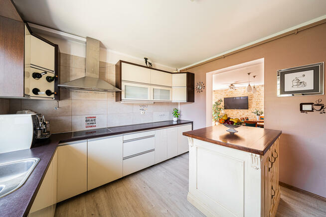 Dom Niekanin gm. Kołobrzeg, Radosna