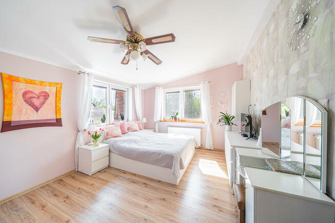 Dom Niekanin gm. Kołobrzeg, Radosna