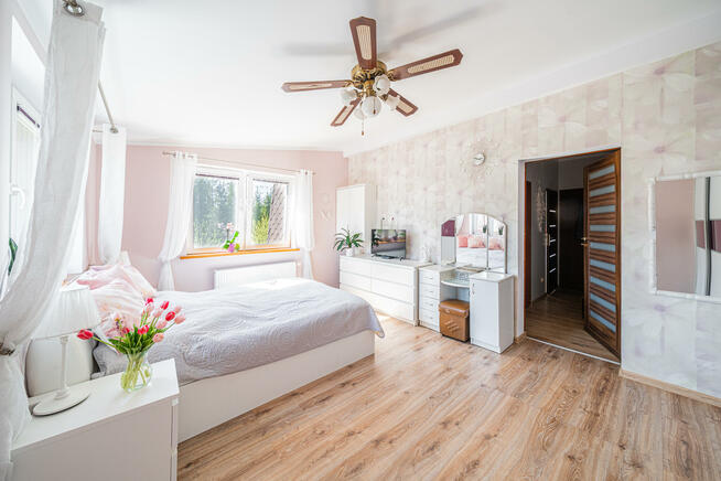 Dom Niekanin gm. Kołobrzeg, Radosna