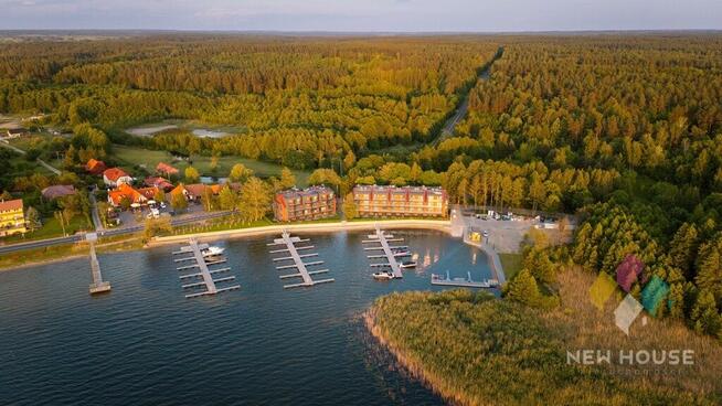 Apartament na Szlaku Wielkich Jezior z ogródkiem