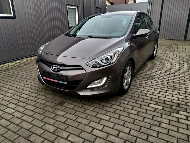 Hyundai i30 1.6Gdi Benzyna Klimatronik Ledy Hak Grzane Fotele Zarejestrowany