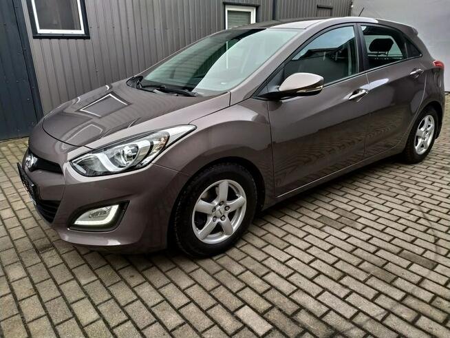 Hyundai i30 1.6Gdi Benzyna Klimatronik Ledy Hak Grzane Fotele Zarejestrowany