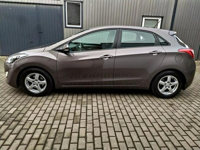 Hyundai i30 1.6Gdi Benzyna Klimatronik Ledy Hak Grzane Fotele Zarejestrowany
