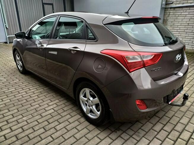 Hyundai i30 1.6Gdi Benzyna Klimatronik Ledy Hak Grzane Fotele Zarejestrowany